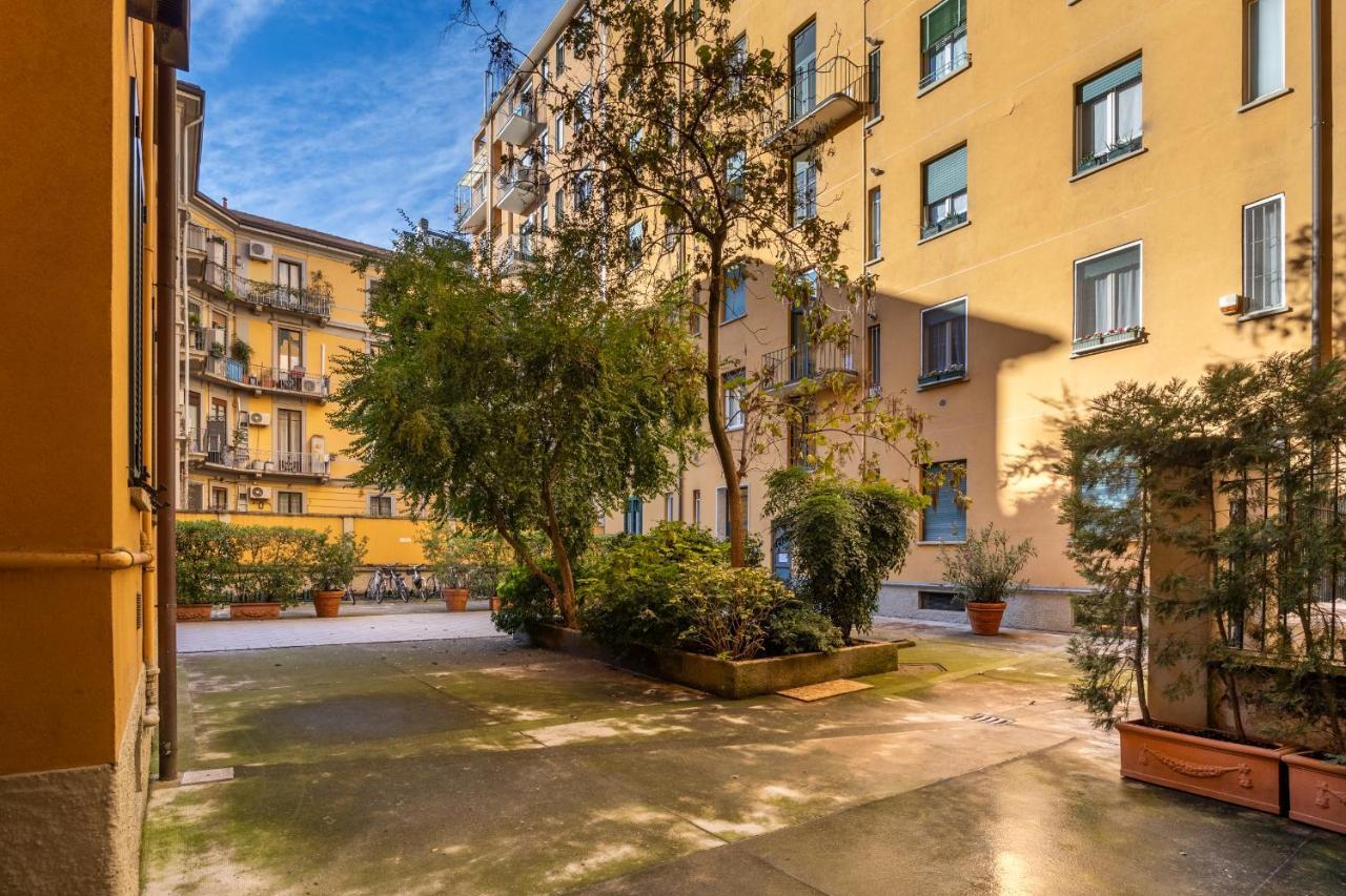 Elegant Citylife Apartment- Metro Access - Double Rooms Milano Esterno foto