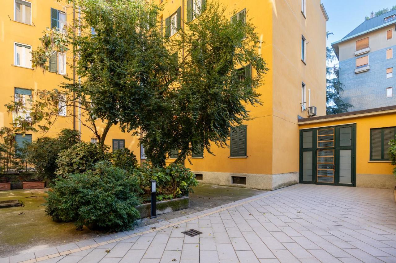 Elegant Citylife Apartment- Metro Access - Double Rooms Milano Esterno foto